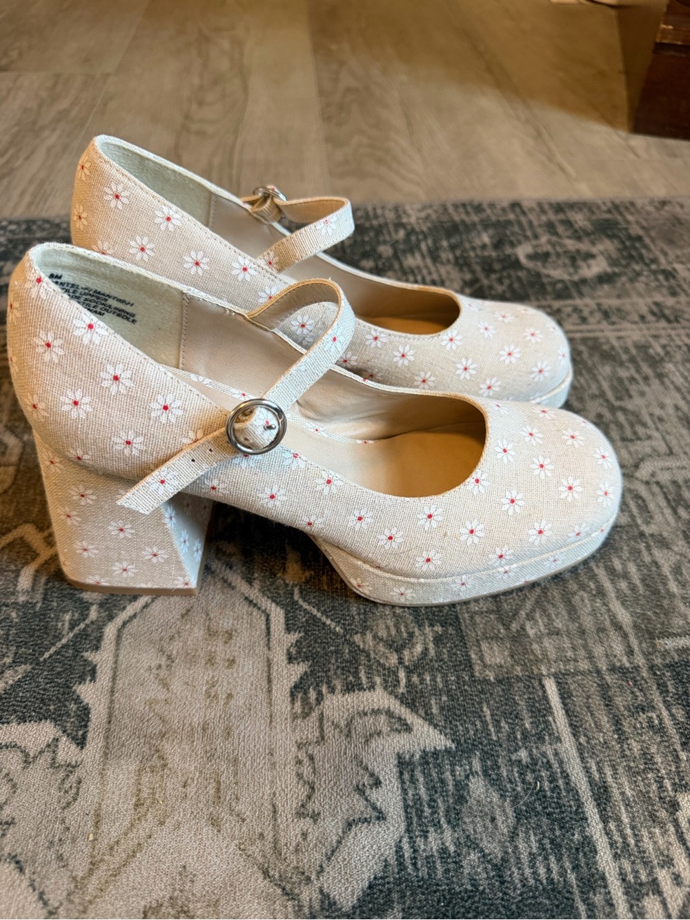 Madden Girl Mantel Mary Jane Platform Heels size 8